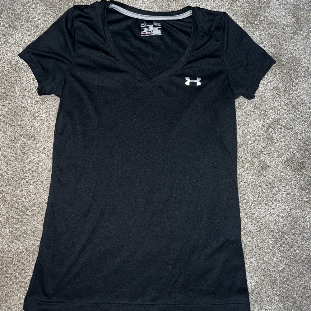 Under Armour Women's Black dry-fit Short Sleeve Tee